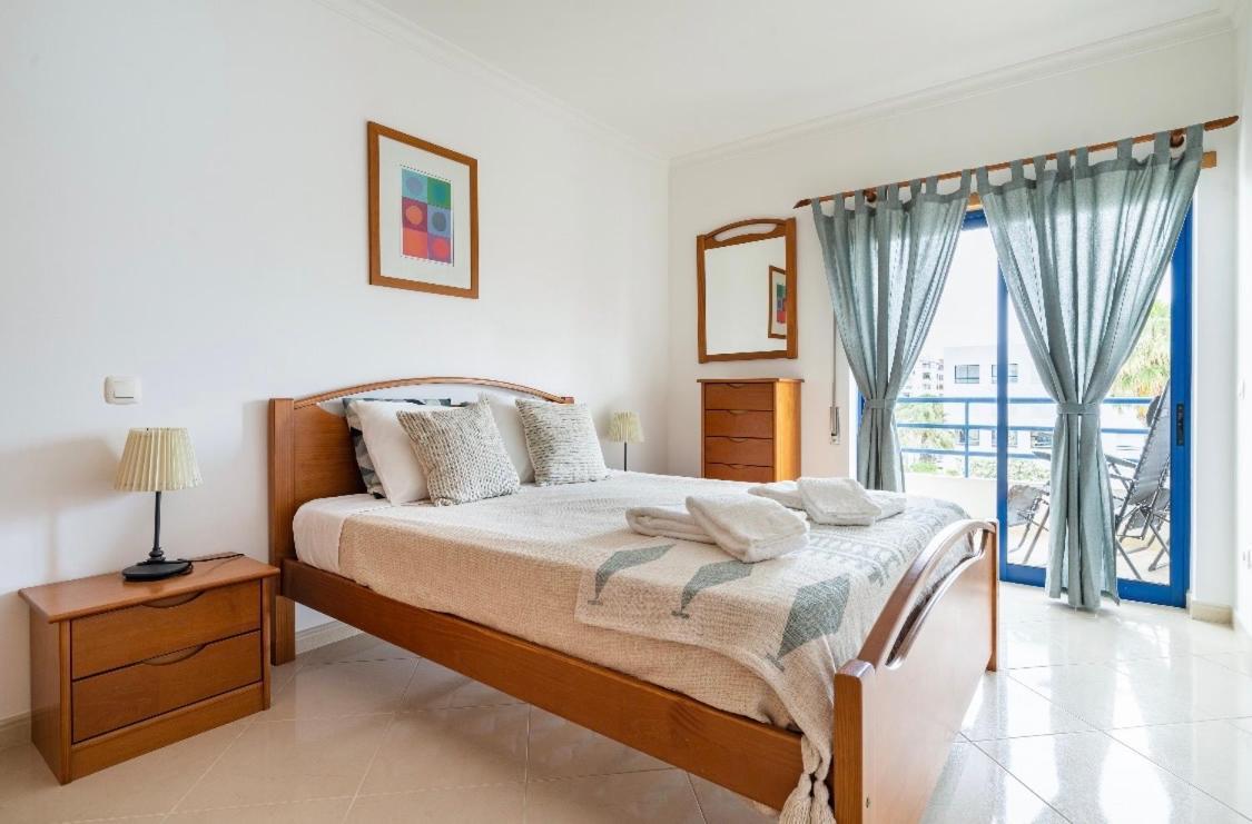 Quarteira Beach House Екстер'єр фото