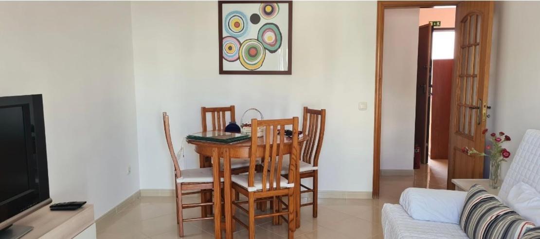 Quarteira Beach House Екстер'єр фото